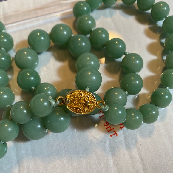 Jade Jewelry - Vintage Chinese Green JADE Bead Necklace  Sterling Silver Clasp